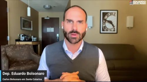 Eduardo Bolsonaro dispara: “Tarcísio é o candidato do sistema”